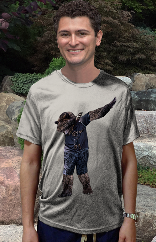 Bear Dabbing Grizzly Bear T-shirt